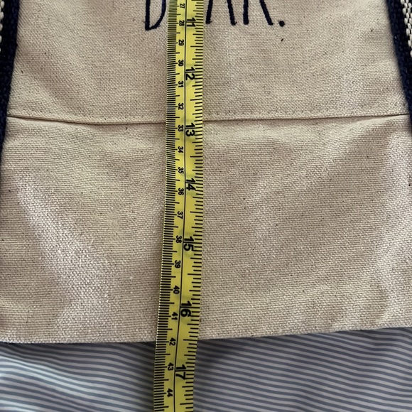 Rae Dunn Mama Bear Tote - Picture 5 of 6